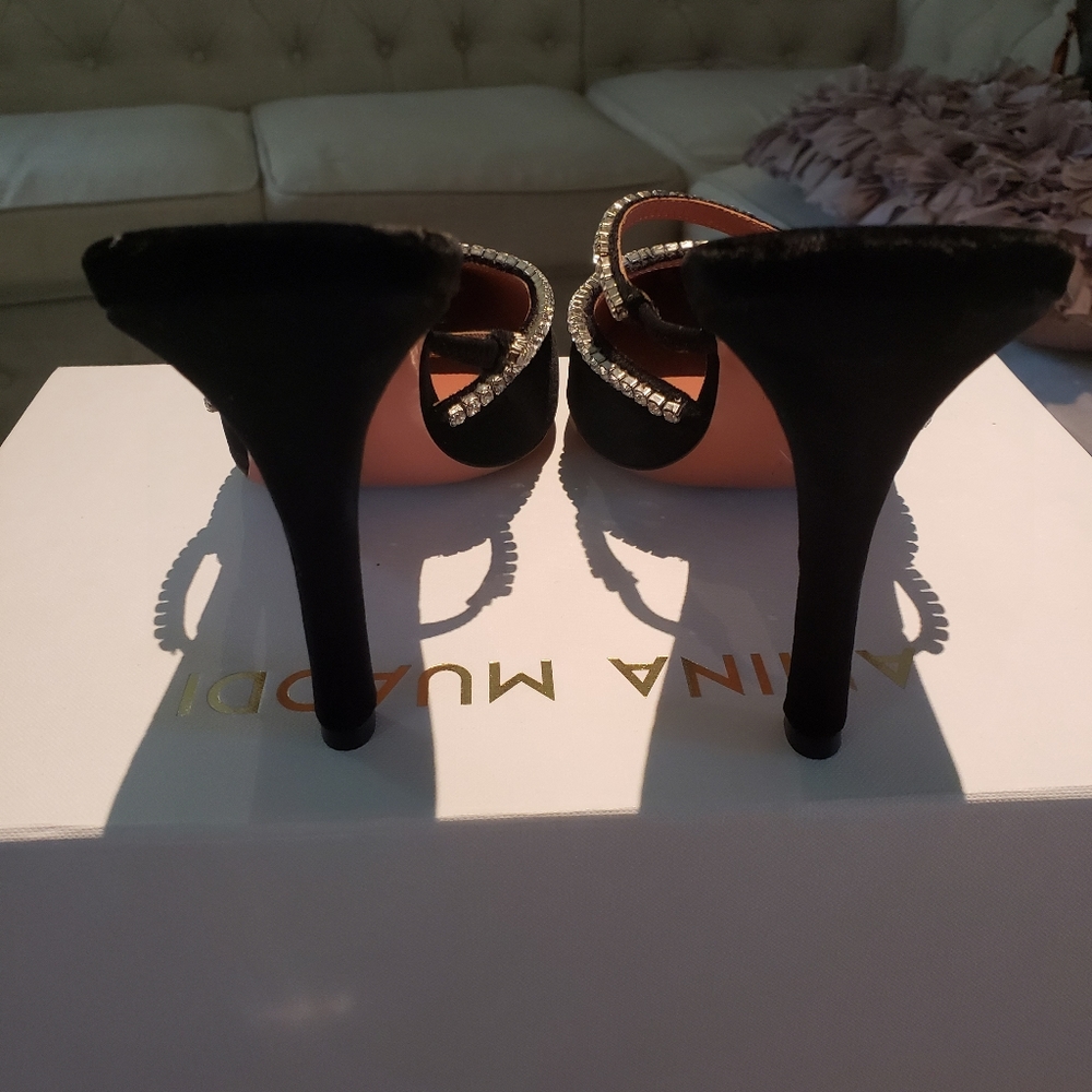 Amina Muaddi Gilda Mules - Picture 4 of 8